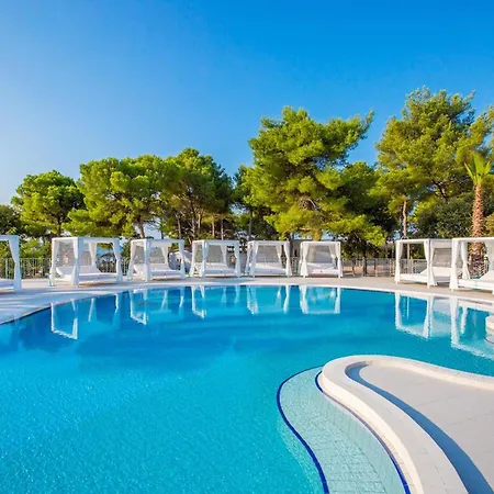 Hotel Amadria Park Ivan 4*