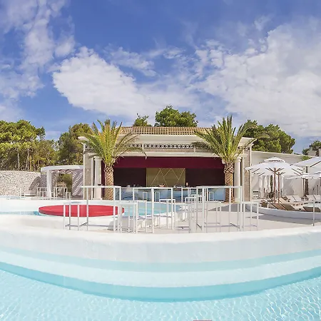 Amadria Park Ivan فندق 4*