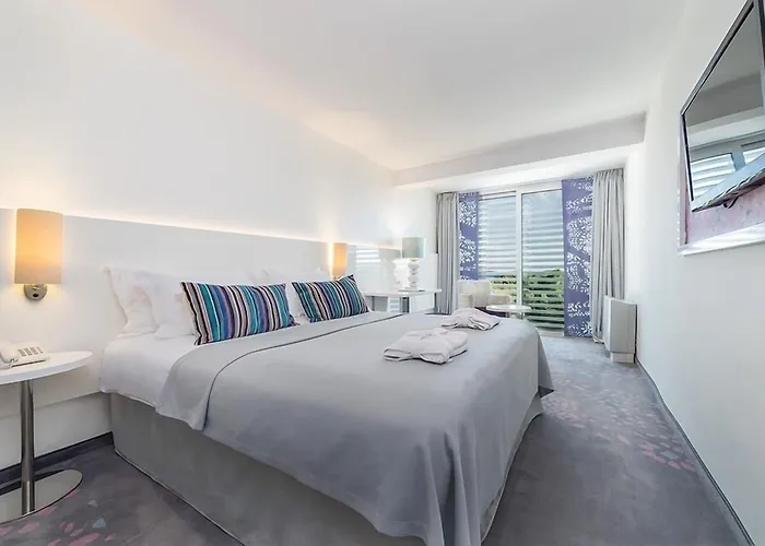 Отель Amadria Park Ivan