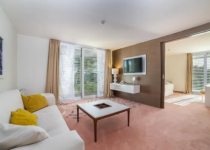 Amadria Park Ivan 4* شيبينيك